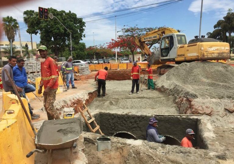 Iris autoriza inicio das obras de drenagem da Avenida Araguaia