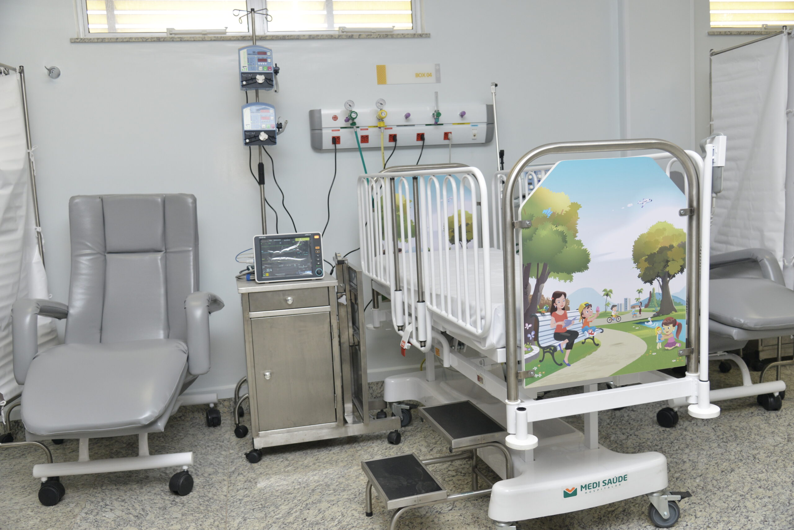 Gustavo inaugura ala pediátrica do Hospital Municipal de Aparecida de Goiânia