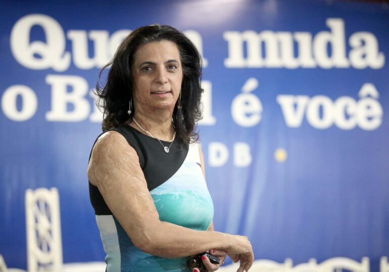 Cristina Lopes  negocia com PDT e o PSB