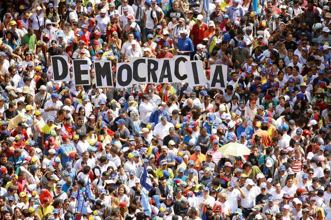 Febraban adere ao Manifesto pela Democracia e número de assinaturas já passa de 100 mil