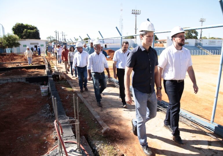 Gustavo inicia reforma e ampliação do Estádio Annibal Batista de Toledo