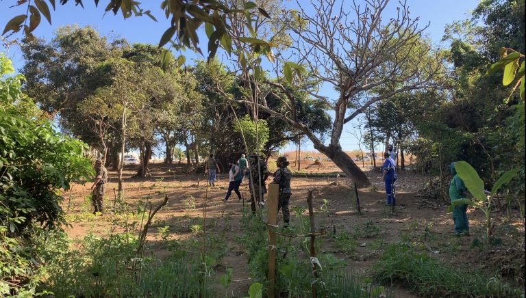 AMMA retira invasores de área de preservação no Jardim Ipanema