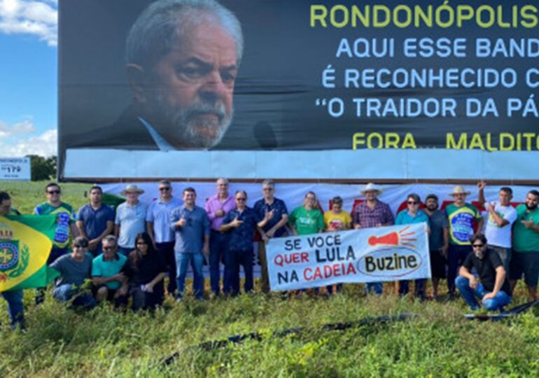 Lula pede que empresários não entrem no leilão da Eletrobras