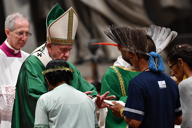BdF: Papa Francisco pede respeito aos povos indígenas e critica “colonização ideológica”
