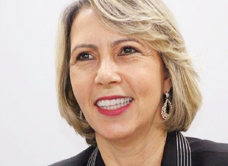 Zilma Peixoto assume Secretaria de Finanças