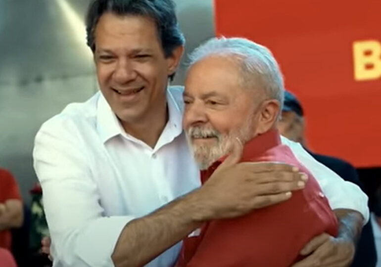 FMI: Com Lula na presidência, Brasil ultrapassa Rússia e Canadá e é a 9ª economia do mundo