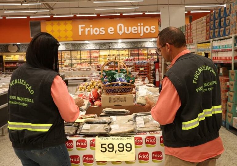 Procon de Senador Canedo fiscaliza supermercados e postos de combustíveis