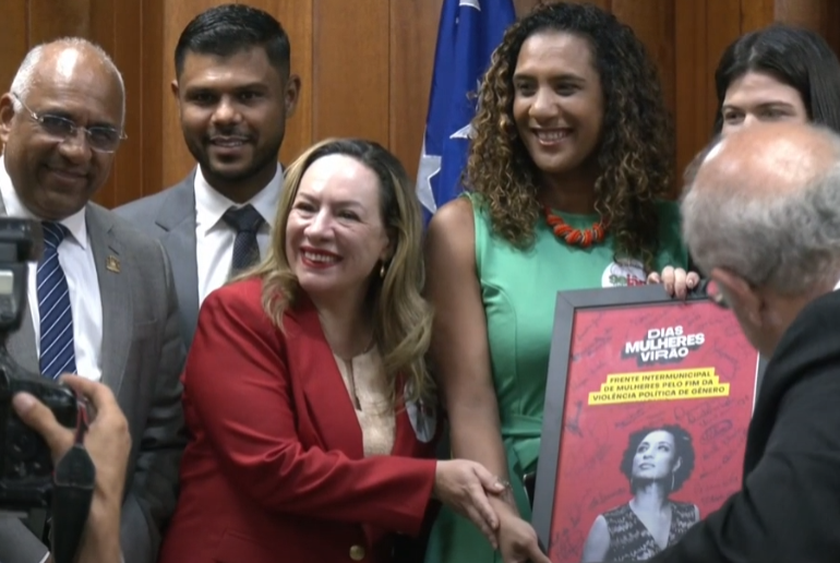 Câmara concede homenagem à ministra Anielle Franco da Igualdade Social