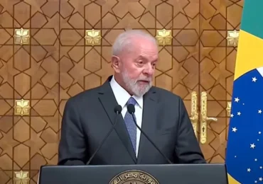 Lula busca  acordo com servidores e aumento de benefícios