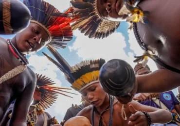 Tratado pode estabelecer lucro para povos indígenas com patente de produtos